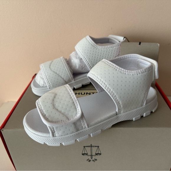 Hunter Original Outdoor Sandal. New. Size: 1 - Picture 12 of 14